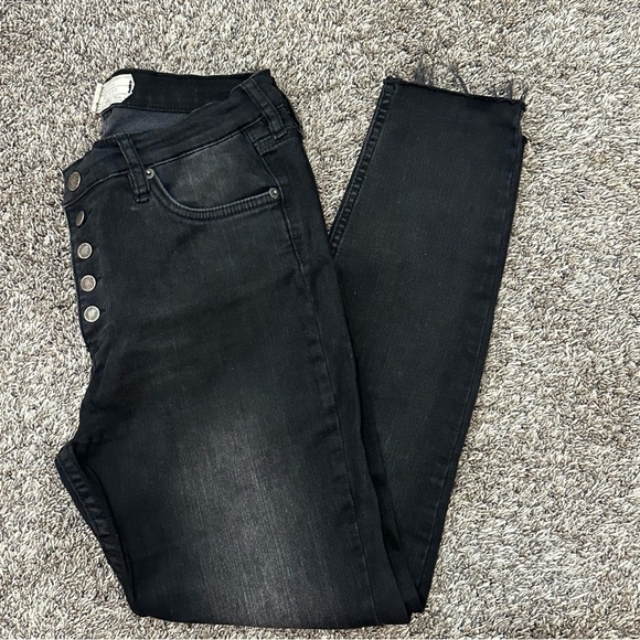 Free People Denim - Free Poeple skinny/jegging black size 30 regular